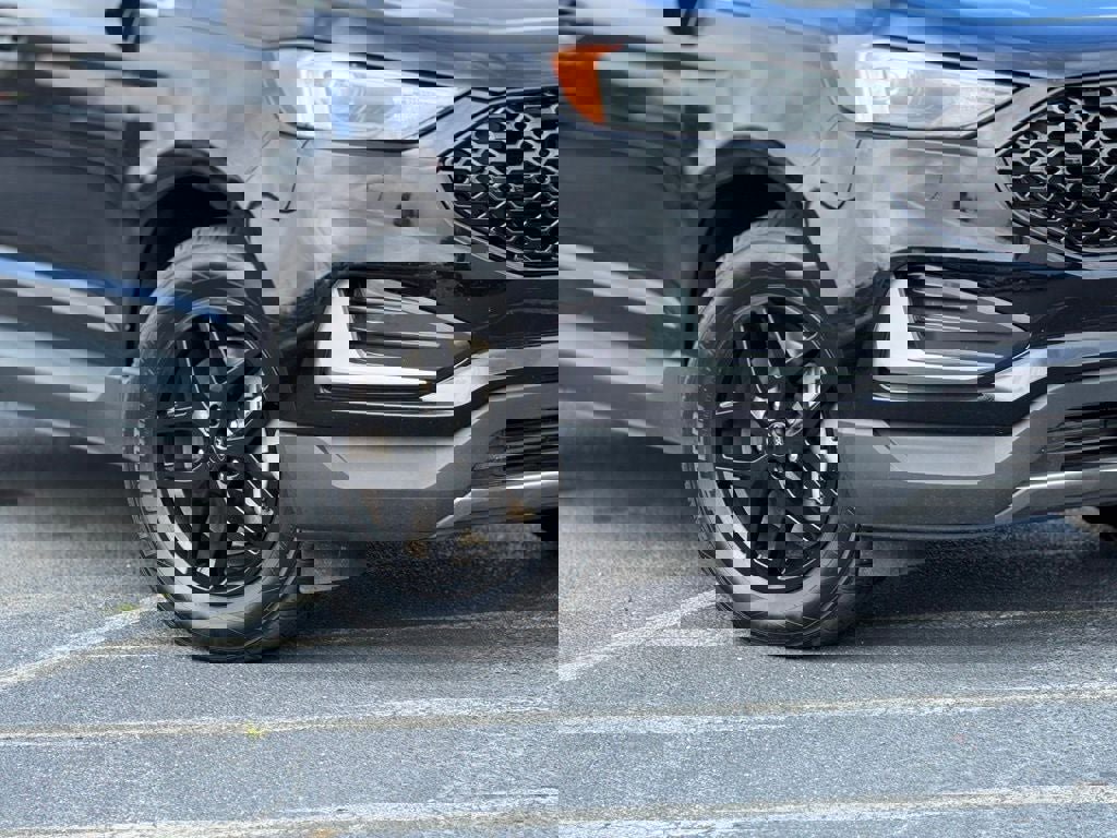 Certified 2023 Ford Edge SEL image 6