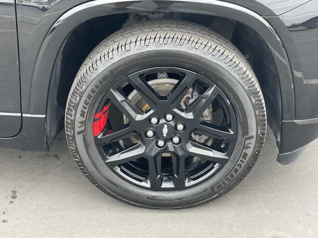Used 2021 Chevrolet Traverse Premier w/ Redline Edition image 38