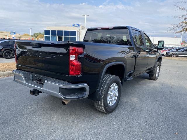 Used 2024 Chevrolet Silverado 2500 LT w/ Convenience Package image 5
