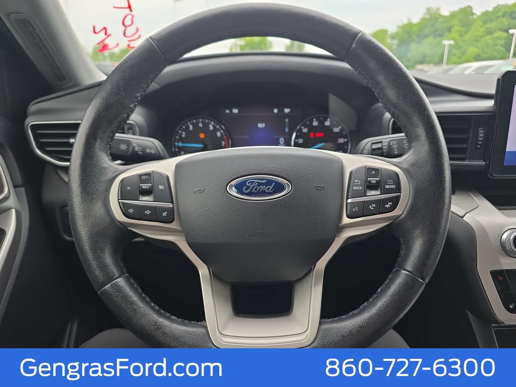 Certified 2021 Ford Explorer XLT w/ Equipment Group 202A AWD/4WD image 24