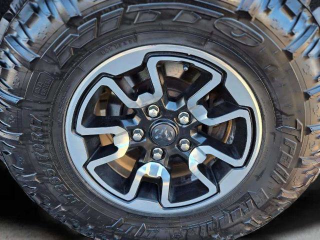 Used 2017 RAM 1500 Rebel w/ Luxury Group image 30