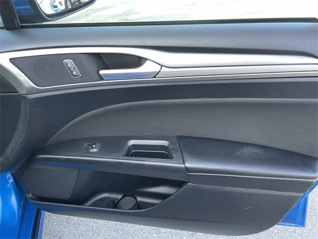 Certified 2020 Ford Fusion SE image 34