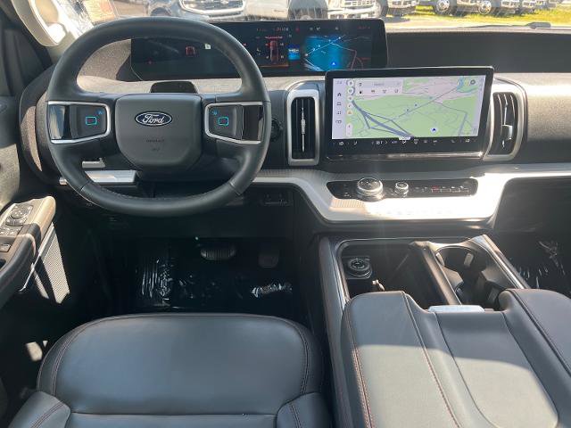 Certified 2025 Ford Expedition Active AWD/4WD image 6