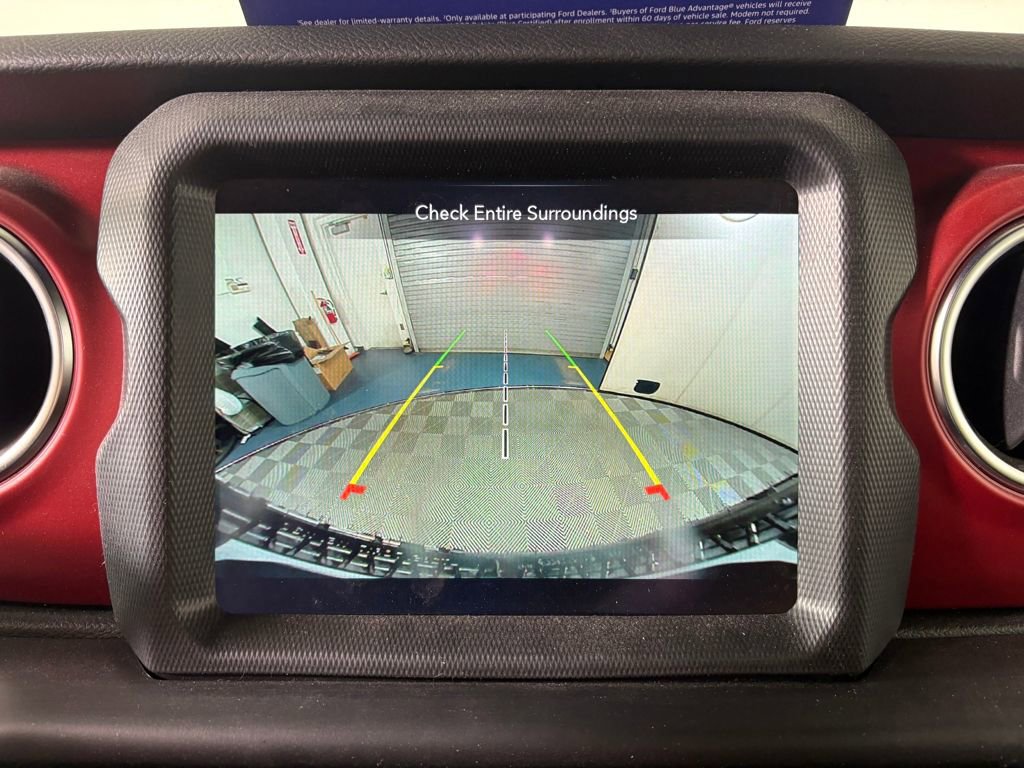 Used 2023 Jeep Wrangler Unlimited Rubicon w/ Cold Weather Group image 18