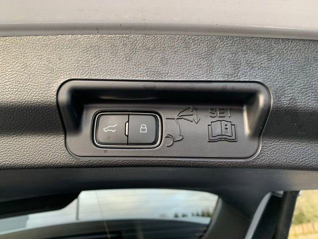 Certified 2025 Ford Explorer Platinum w/ Ultimate Package image 7