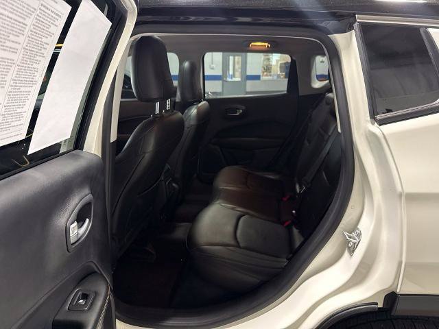 Used 2018 Jeep Compass Limited AWD/4WD image 33
