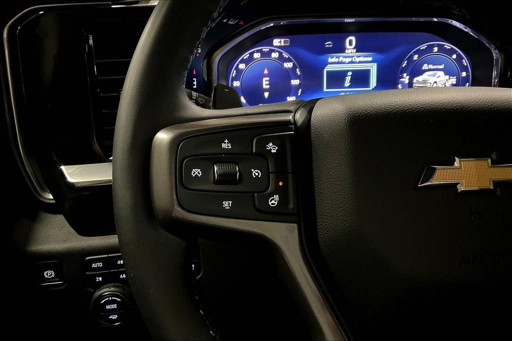 Used 2024 Chevrolet Silverado 1500 High Country w/ High Country Premium Package image 17