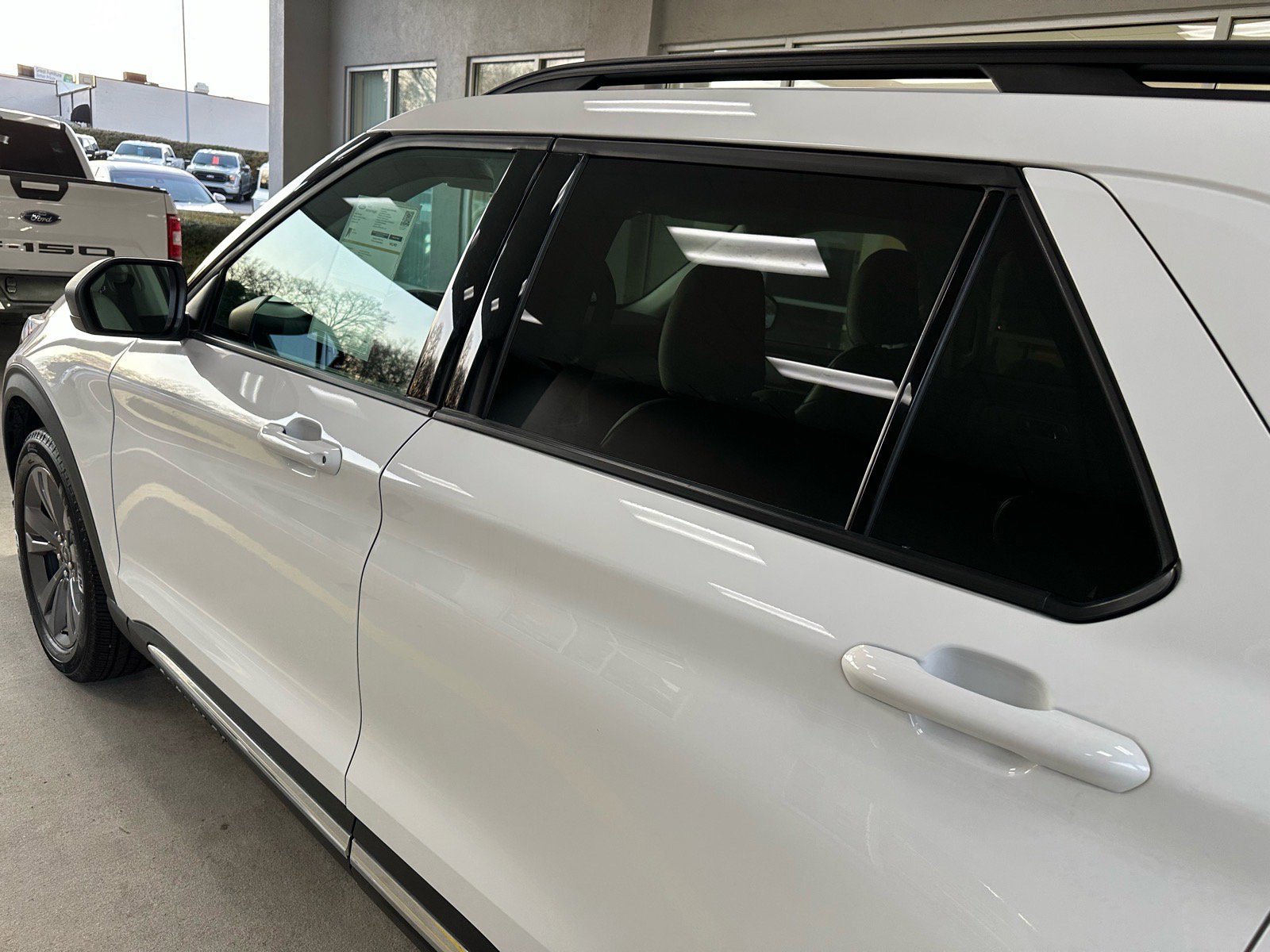 Certified 2025 Ford Explorer Active w/ Active Comfort Package image 4