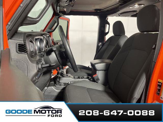 Used 2023 Jeep Wrangler Unlimited w/ Cold Weather Group AWD/4WD image 10