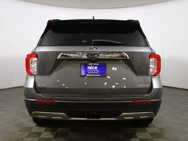 Certified 2021 Ford Explorer XLT w/ Equipment Group 202A AWD/4WD image 6