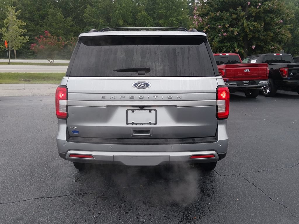 Certified 2023 Ford Expedition XLT RWD image 5