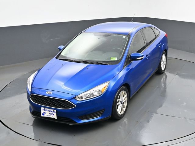 Certified 2018 Ford Focus SE w/ SE Winter Package FWD image 21