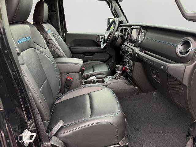 Used 2022 Jeep Wrangler Unlimited Rubicon 4xe w/ Cold Weather Group AWD/4WD image 8