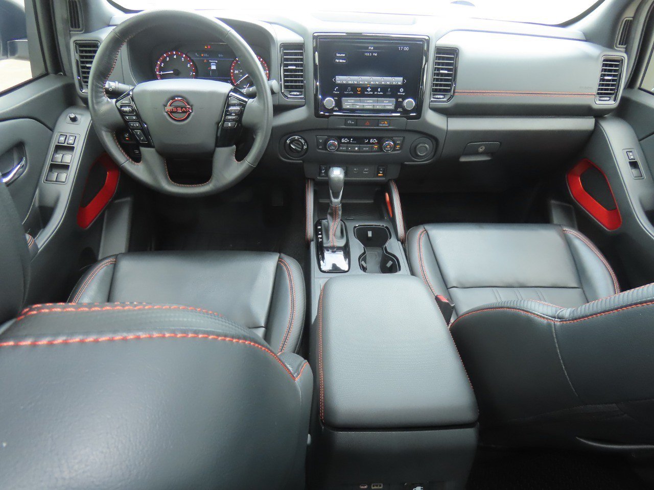 Used 2023 Nissan Frontier PRO-4X w/ Pro-4X Premium Package AWD/4WD image 22
