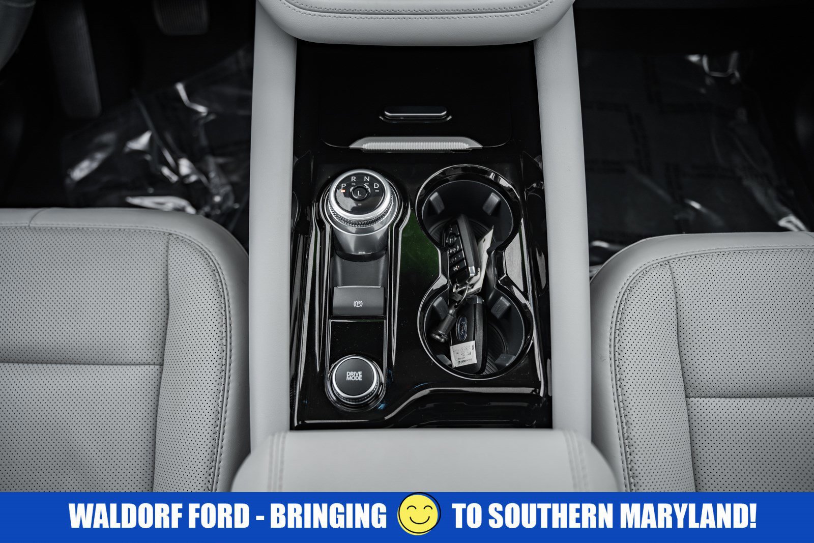 Certified 2025 Ford Explorer Platinum w/ Ultimate Package image 29