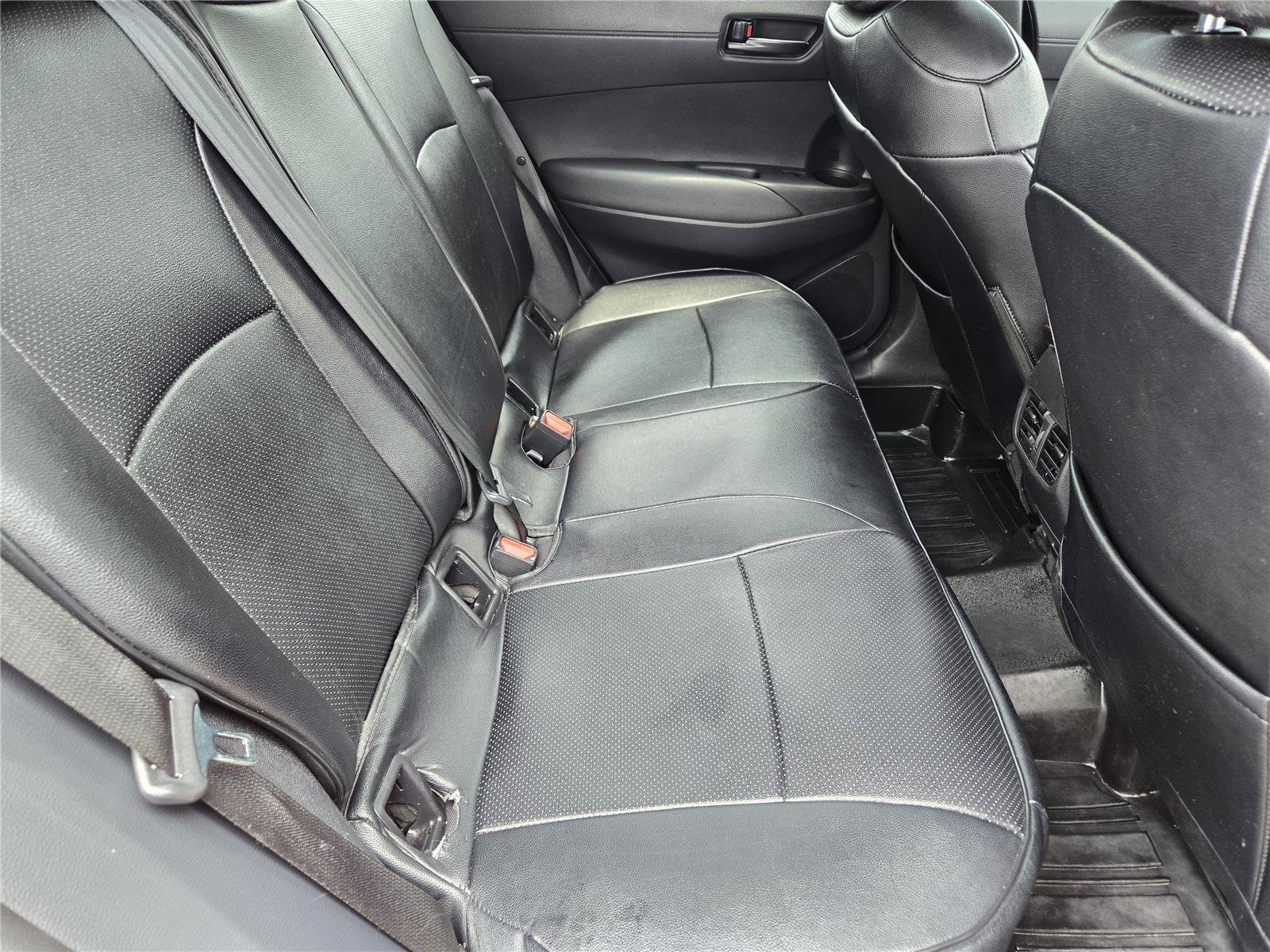 Used 2023 Toyota Corolla Cross LE FWD image 28