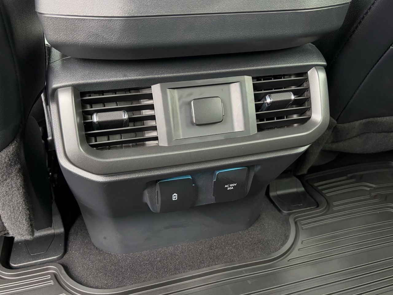 Certified 2024 Ford F150 Lariat w/ Bed Utility Package image 24