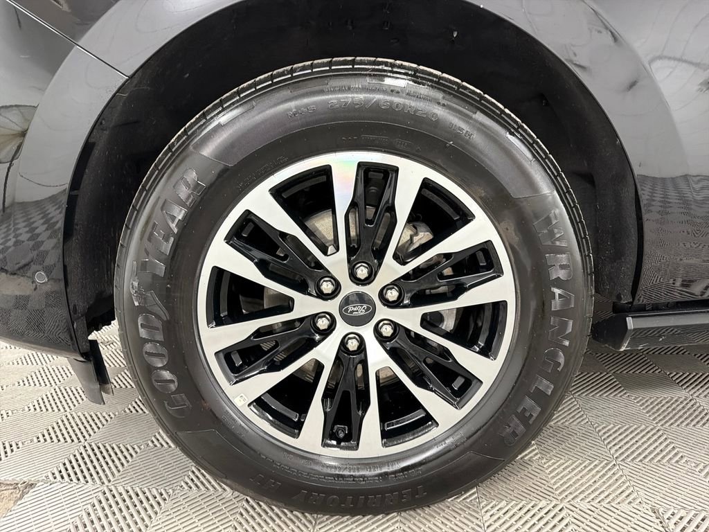 Certified 2025 Ford Expedition Max Platinum AWD/4WD image 14