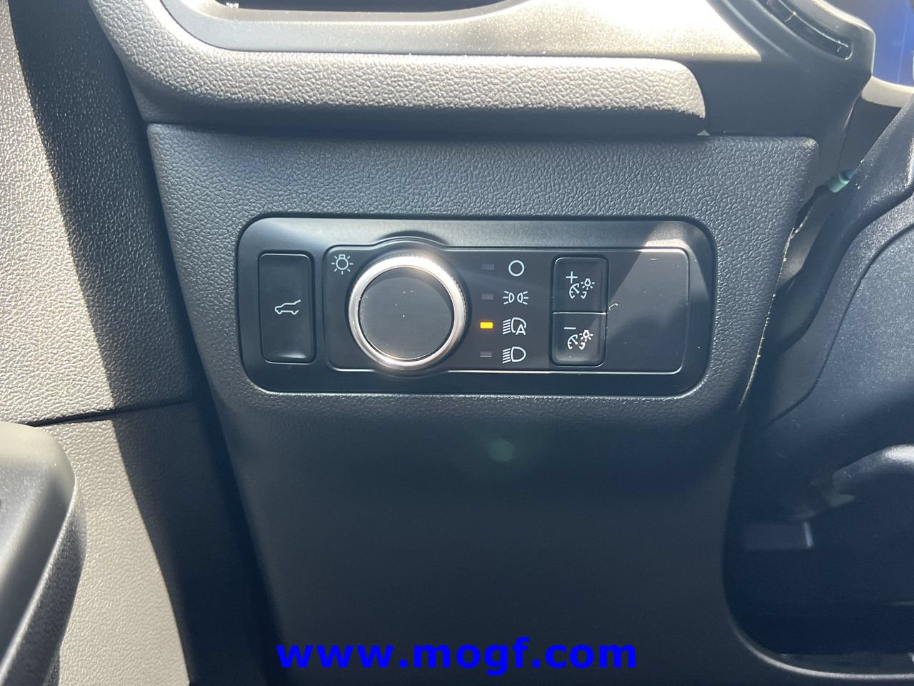 Certified 2024 Ford Escape ST-Line FWD image 14