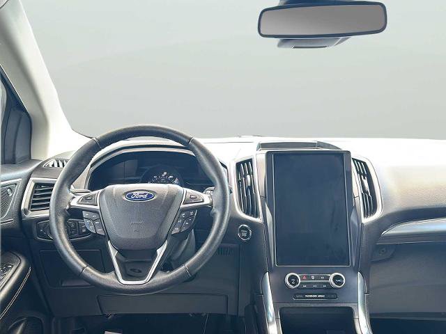 Certified 2024 Ford Edge Titanium AWD/4WD image 21