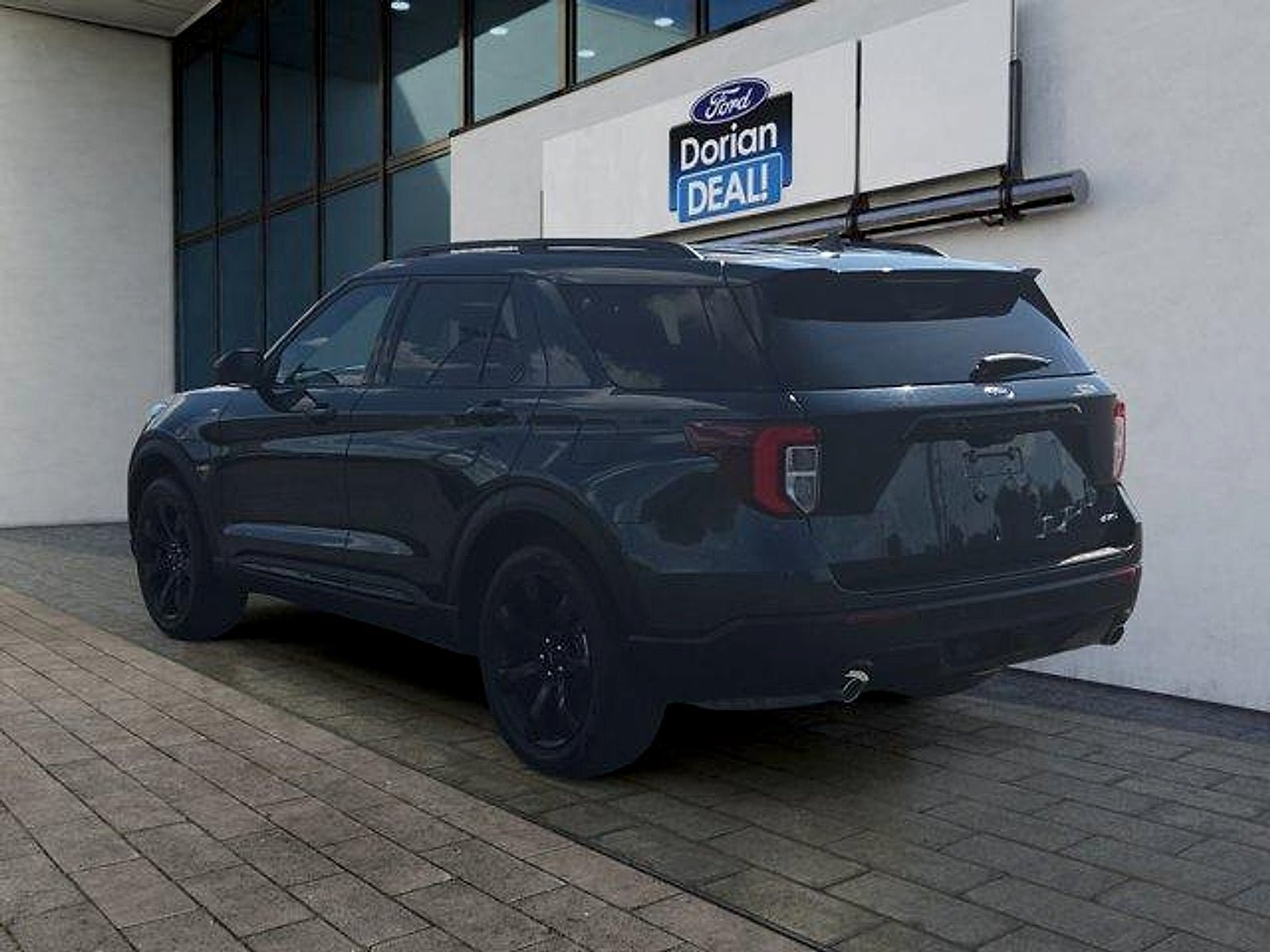 Certified 2024 Ford Explorer ST-Line w/ Class IV Trailer Tow Package AWD/4WD image 5