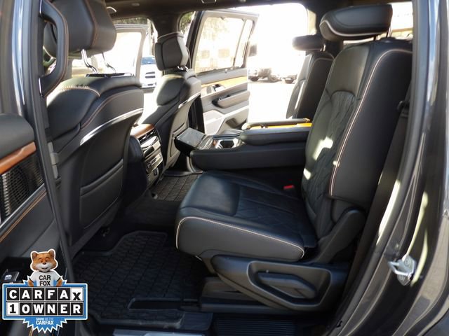 Used 2023 Jeep Grand Wagoneer Series III image 31