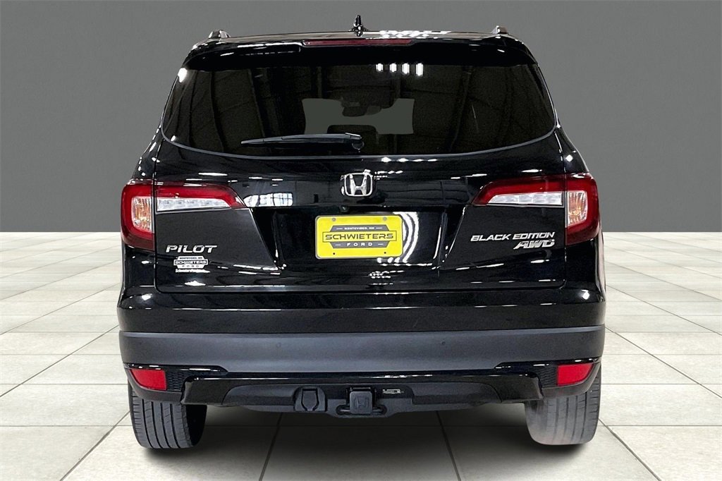 Used 2021 Honda Pilot Black Edition image 3