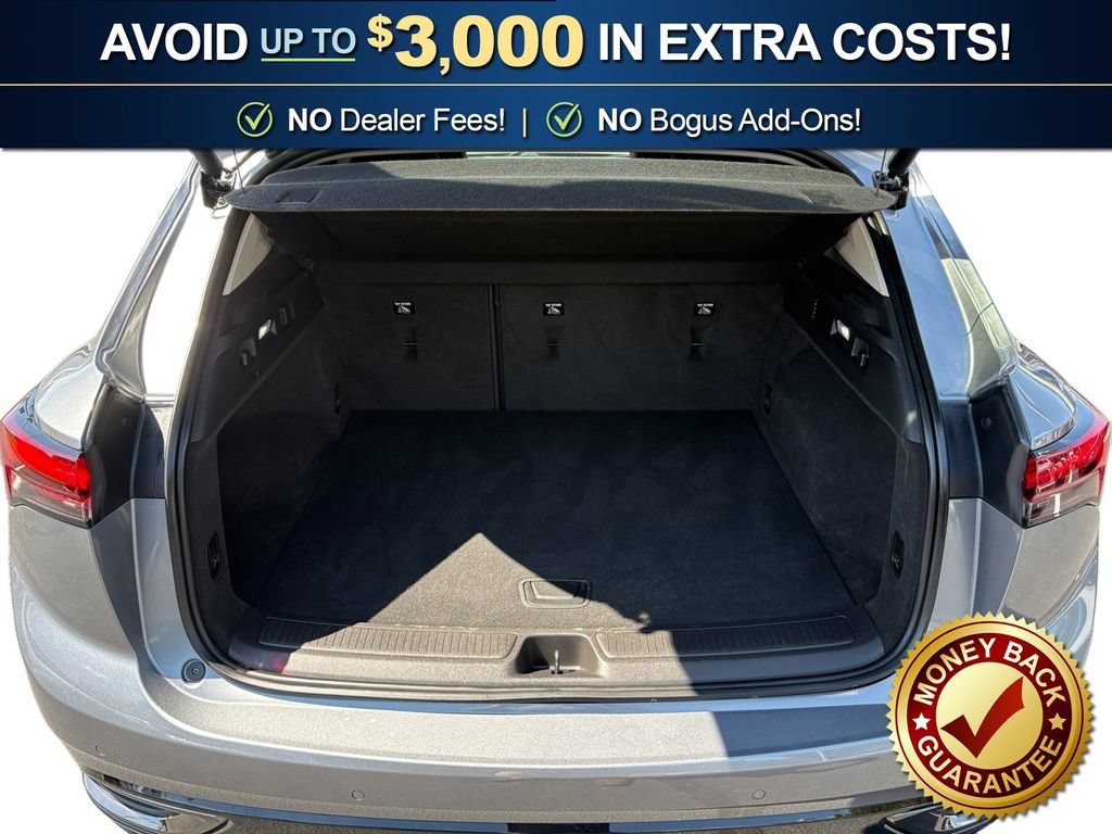 Used 2022 Buick Envision Essence w/ Sport Touring Package FWD image 23