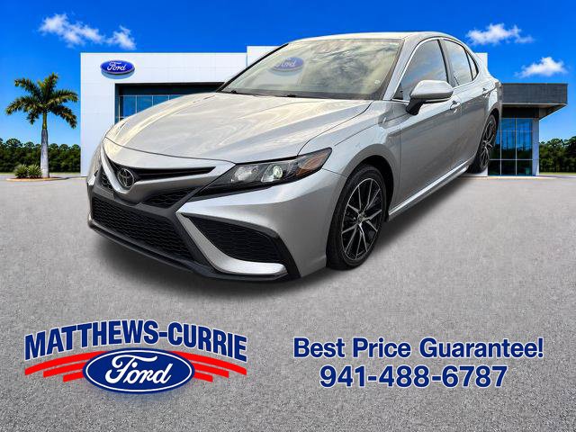 Used 2021 Toyota Camry SE w/ Convenience Package FWD image 7