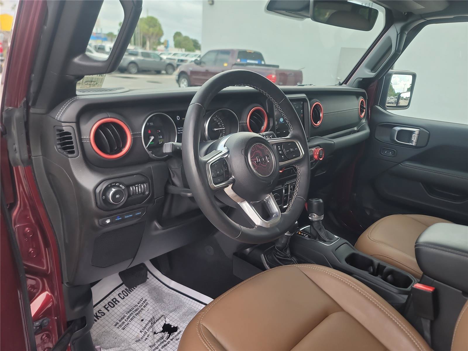 Used 2021 Jeep Wrangler Unlimited Sahara w/ Cold Weather Group AWD/4WD image 15