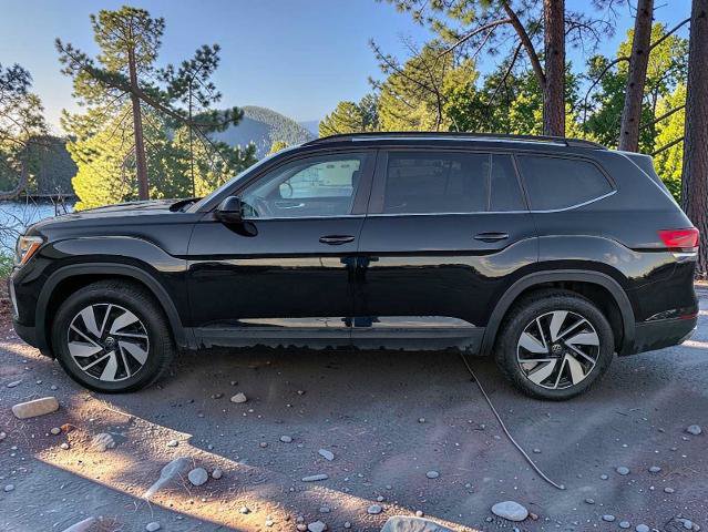 Used 2026 Volkswagen Atlas SE AWD/4WD image 3