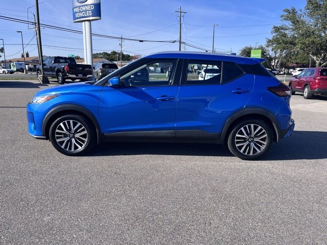Used 2022 Nissan Kicks SV image 5