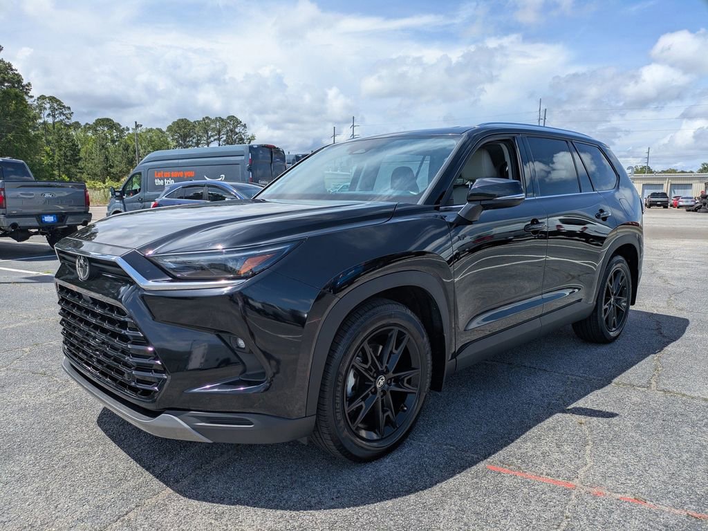 Used 2024 Toyota Grand Highlander AWD image 10