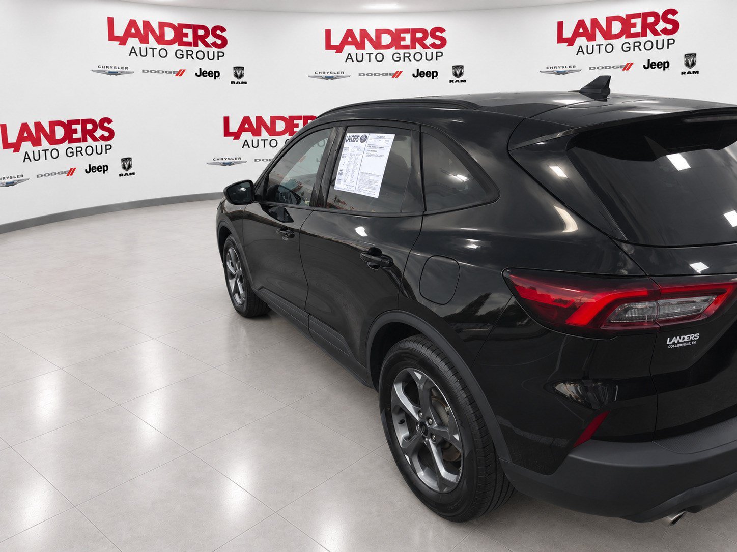 Certified 2025 Ford Escape ST-Line FWD image 7
