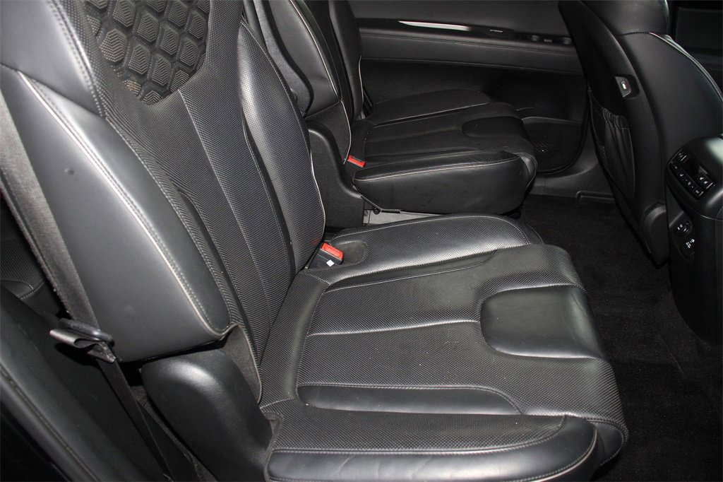 Used 2022 Hyundai Palisade Limited w/ Cargo Package image 25