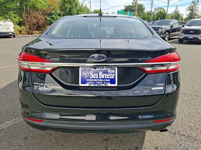 Certified 2018 Ford Fusion SE FWD image 5