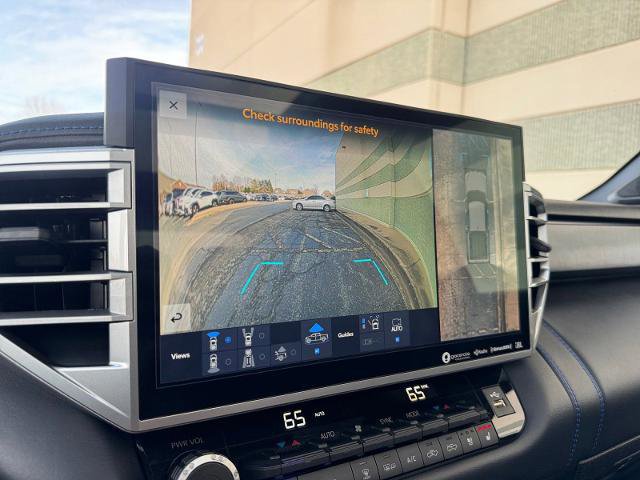 Used 2024 Toyota Tundra Platinum image 34