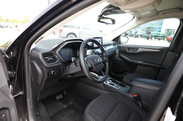Certified 2024 Ford Escape Active AWD/4WD image 18
