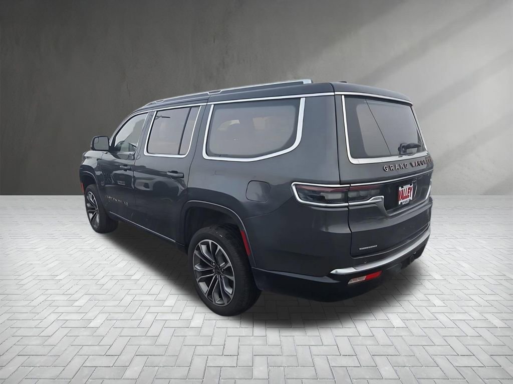 Used 2022 Jeep Grand Wagoneer Series III w/ Rear Seat Video Group 1 image 3