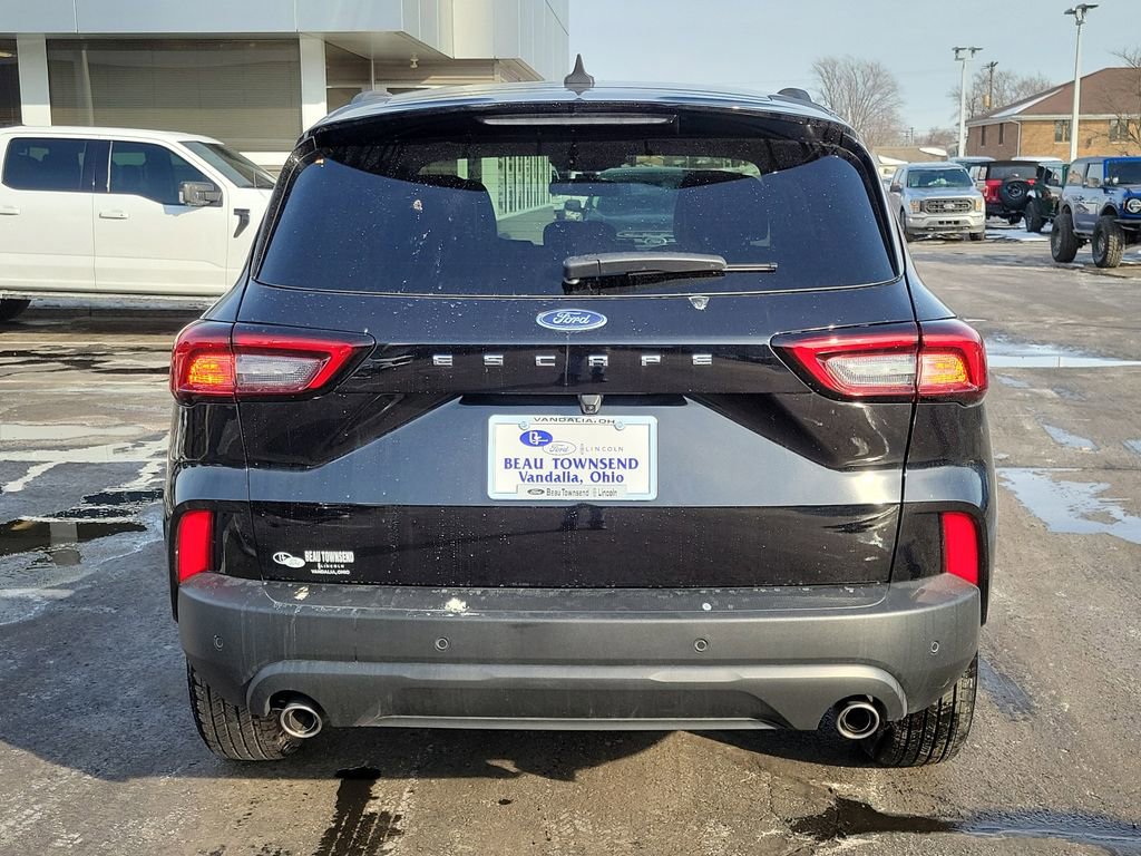 Certified 2025 Ford Escape ST-Line w/ Tech Pack #1 image 4