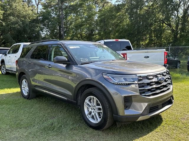 Certified 2025 Ford Explorer Active RWD image 10