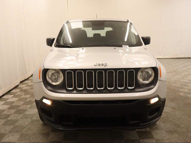 Used 2018 Jeep Renegade Sport w/ Power & Air Group image 14