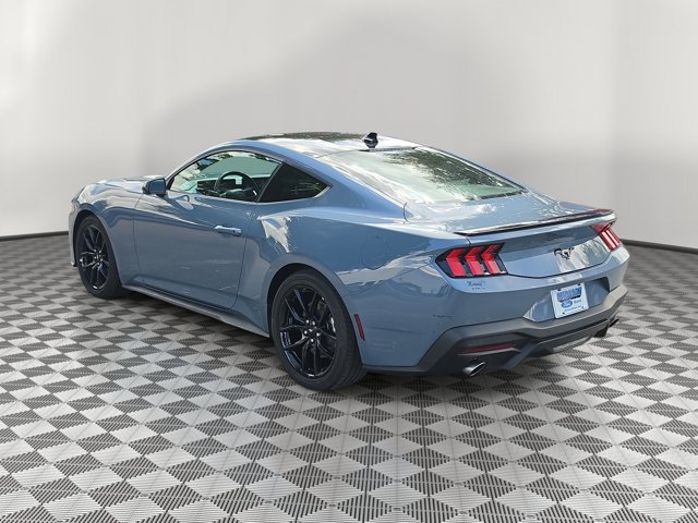 Certified 2025 Ford Mustang Coupe RWD image 6