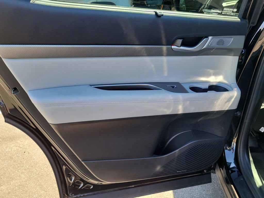 Used 2024 Hyundai Palisade SEL w/ Premium Package image 8
