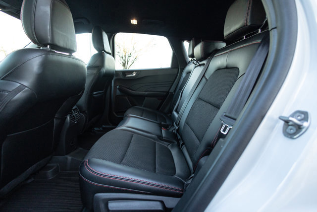 Certified 2025 Ford Escape ST-Line Elite w/ Tech Pack #2 image 9