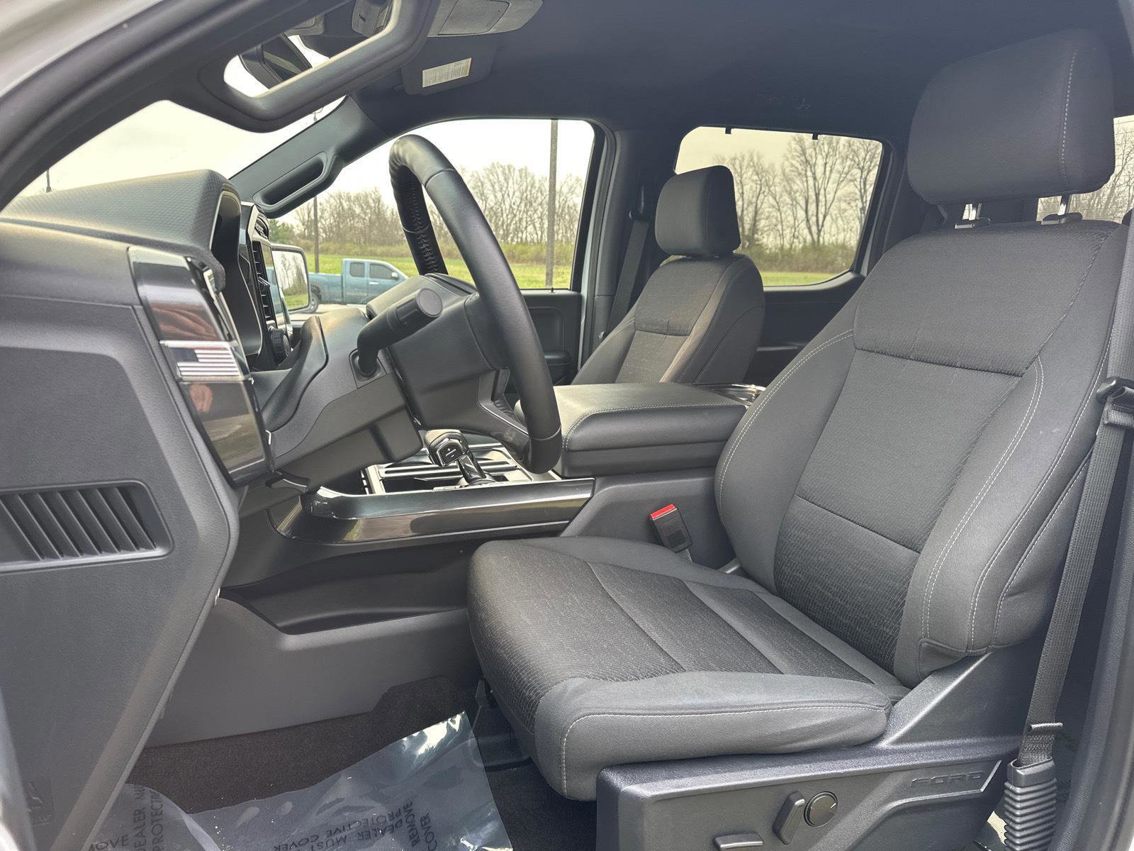 Certified 2022 Ford F150 XLT w/ Equipment Group 302A High image 10