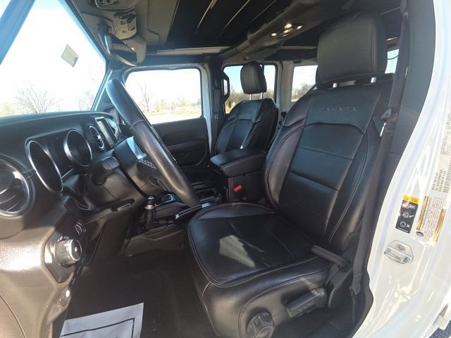 Used 2023 Jeep Wrangler Unlimited Sahara w/ Cold Weather Group image 32