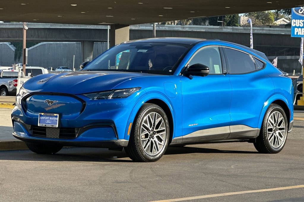 Certified 2025 Ford Mustang Mach-E Premium image 8