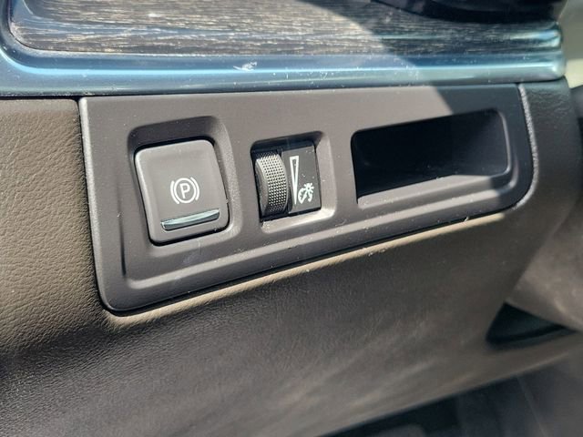Used 2022 Cadillac XT5 Premium Luxury FWD image 22