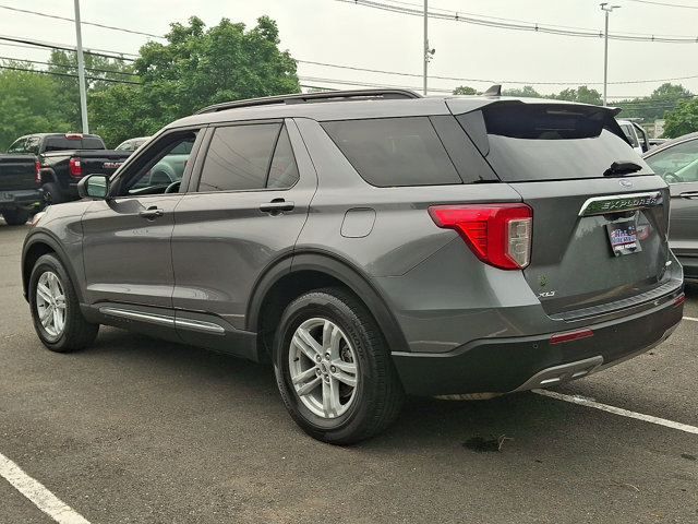 Certified 2023 Ford Explorer XLT w/ Equipment Group 202A AWD/4WD image 6